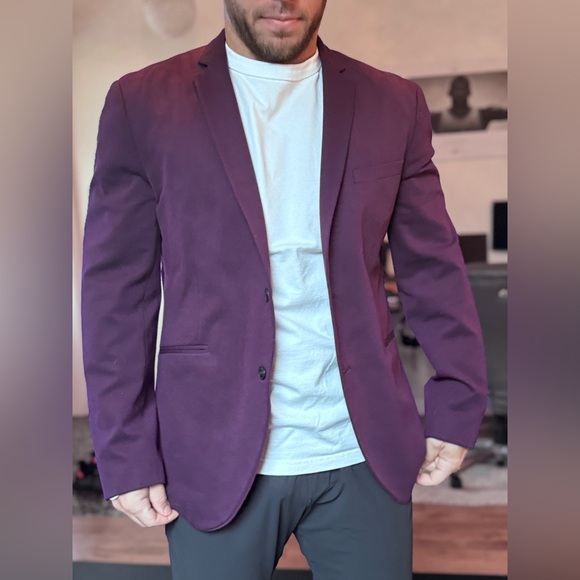 Blazer - Picture 5 of 5